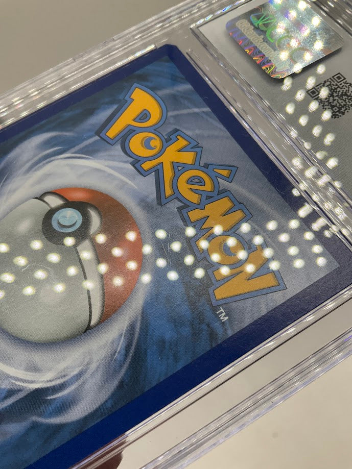 Dragonite ex Pokemon Evolutions Ultra Rare Holo #106 CGC 8