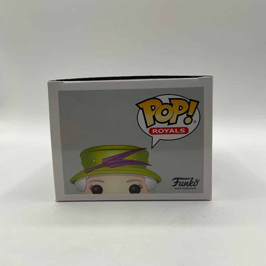 Queen Elizabeth II (Green) Funko Pop! Royals #01