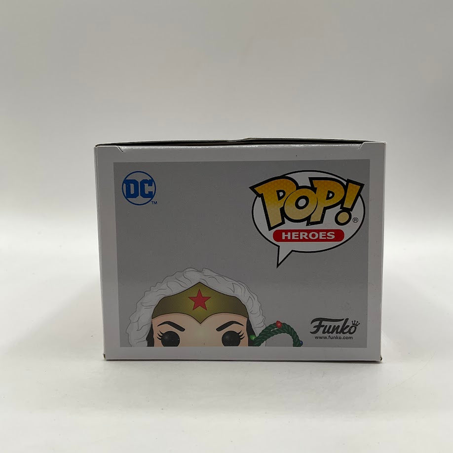 Wonder Woman with String Light Lasso Funko Pop! DC Super Heroes #354