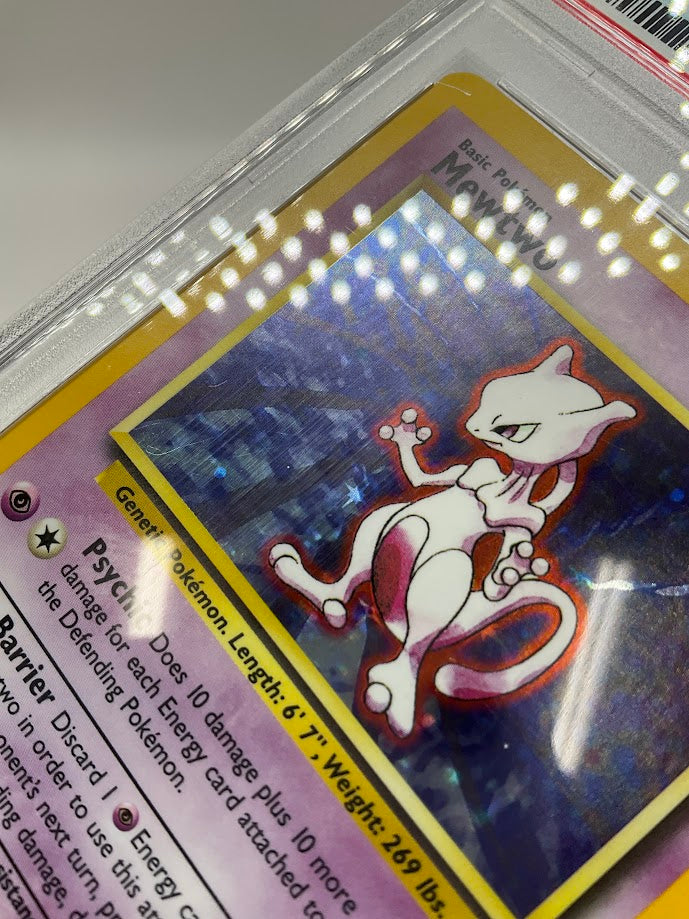 Mewtwo Pokemon Base Set Holo #10 PSA 7
