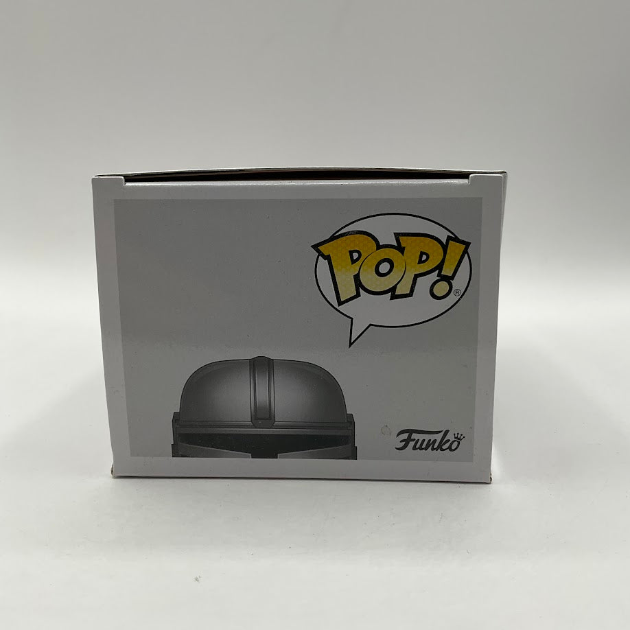 The Mandalorian Funko Pop! Star Wars #408 GITD Funko Insider Club