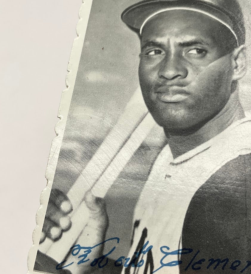 Bob Clemente 1969 Topps Deckle Edge #27 Pittsburgh Pirates VG - EX - Collector Store LLC