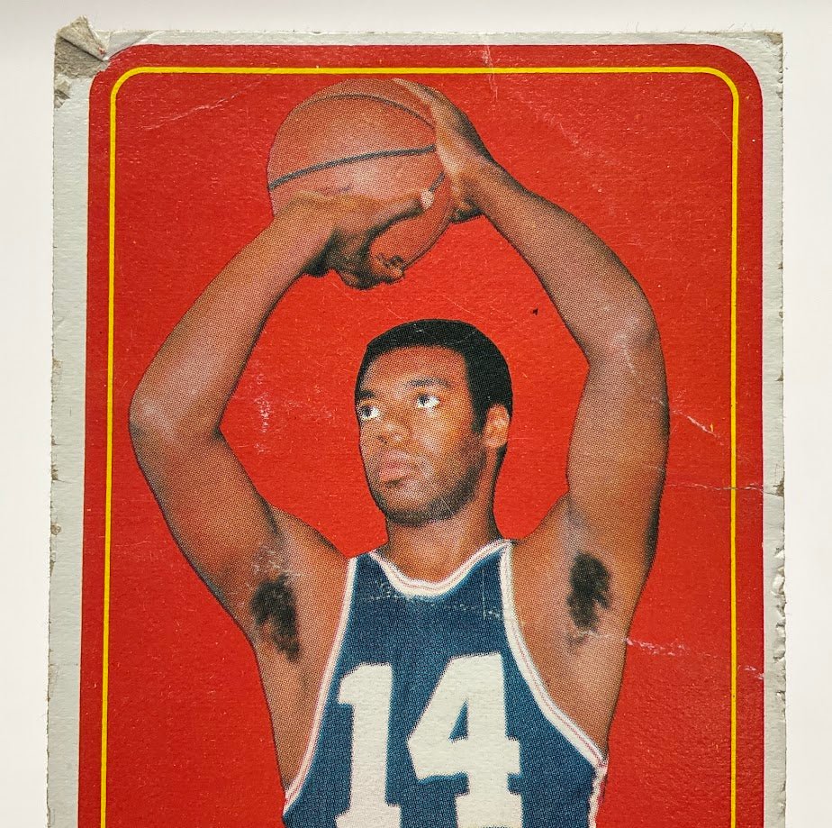 Oscar Robertson 1970 - 71 Topps #100 Milwaukee Bucks VG - Collector Store LLC