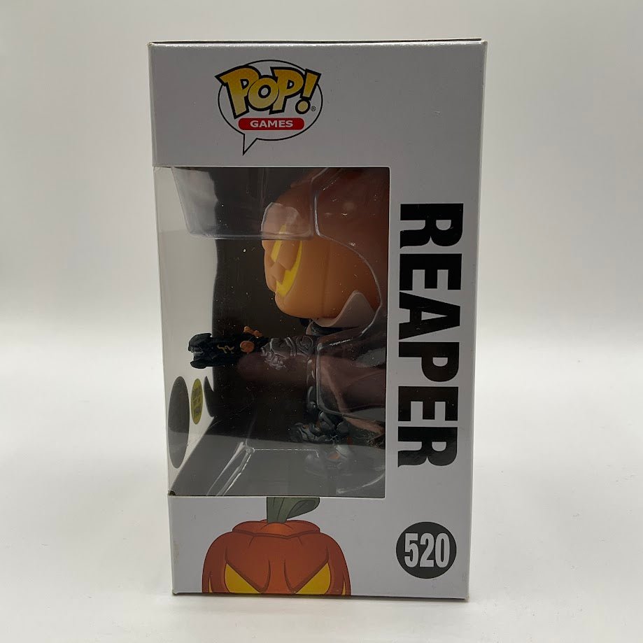 Reaper Funko Pop! Overwacth #520 GITD Blizzard x Funko Exclusive - Collector Store LLC