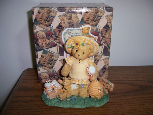 Cherished Teddies: Lydia "You're the Bees Knees!"