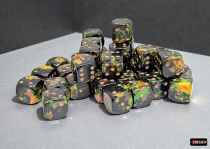 Chessex: Deep Forest/Gold 12mm d6 Dice Block (36 Dice)