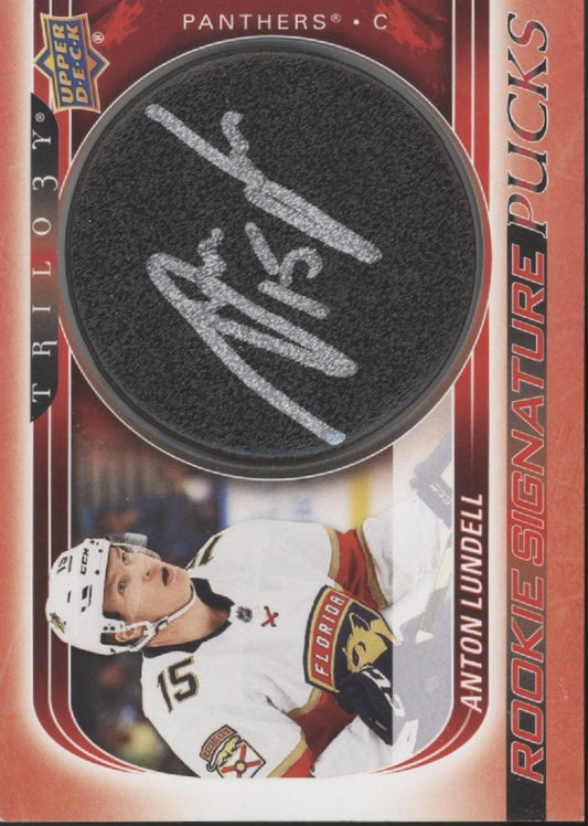 Anton Lundell 2022-23 Upper Deck Trilogy Rookie Signature Pucks Auto #SP-AL