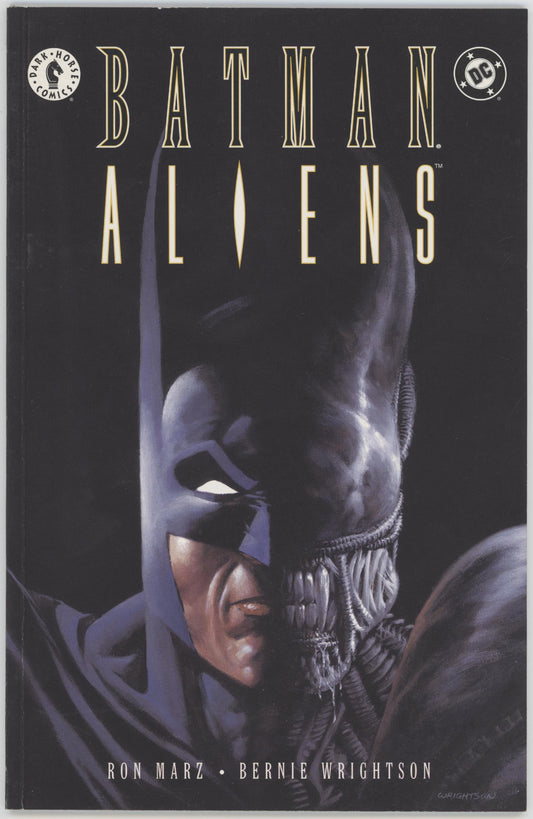 Batman / Aliens (1997) #1