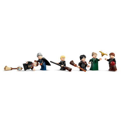 LEGO Hogwarts Castle: Flying Lessons 76447
