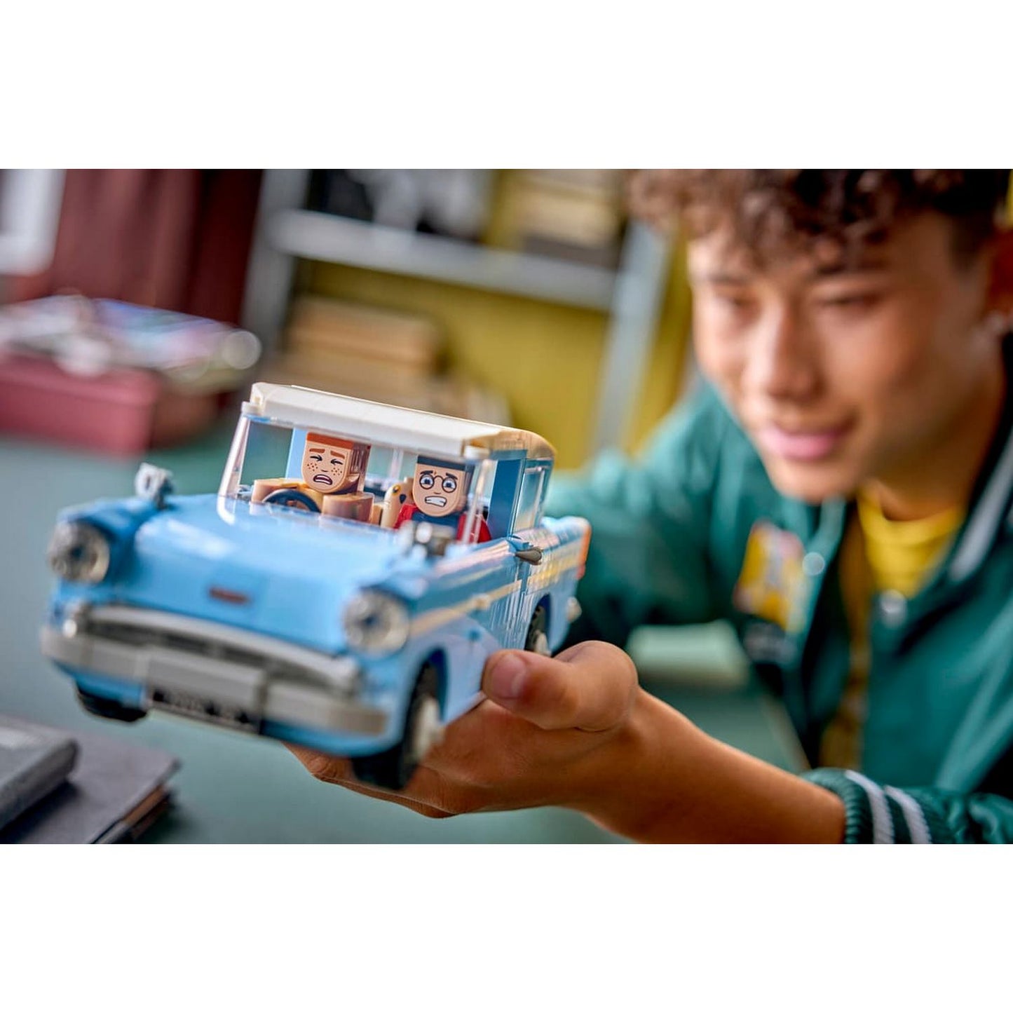 LEGO Enchanted Flying Ford Anglia 76470