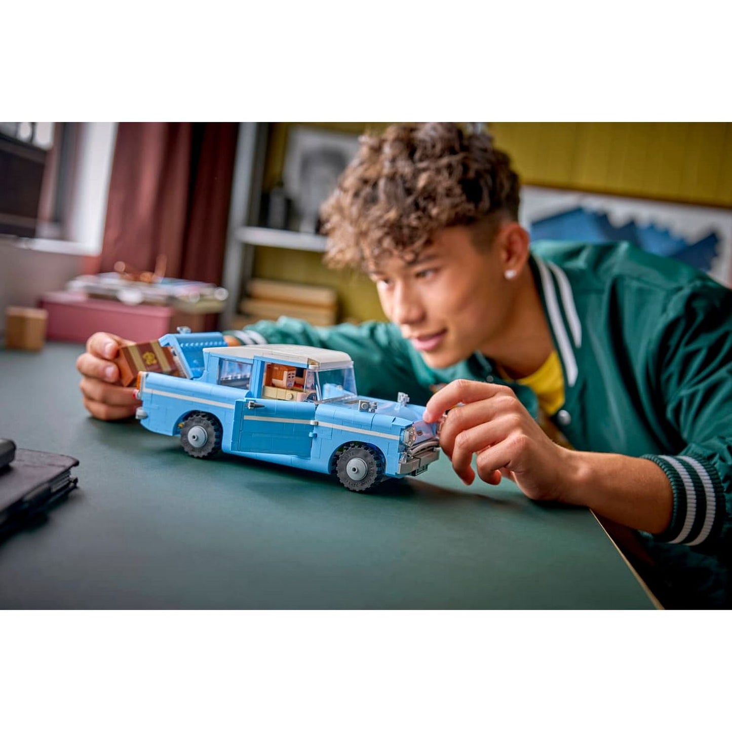 LEGO Enchanted Flying Ford Anglia 76470