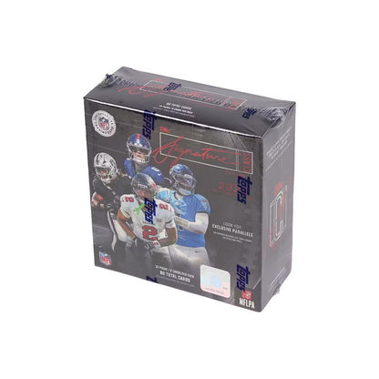 2025 Topps Signature Class Football Mega Box