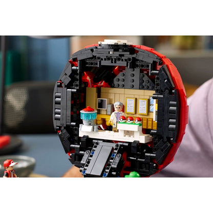 LEGO Iconic Trainer Moments Poké Ball 72154