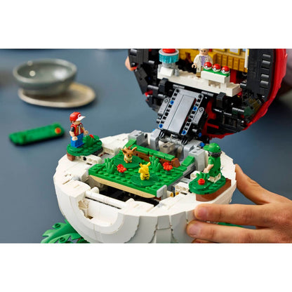 LEGO Iconic Trainer Moments Poké Ball 72154