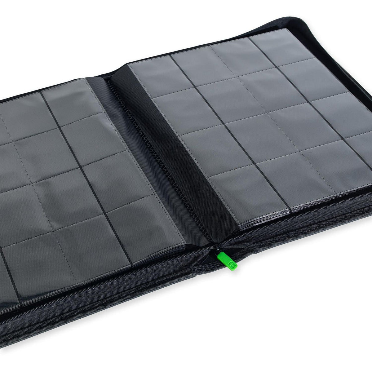 Vault X 16-Pocket Exo-Tec Zip Binder XXL (Signature Black)