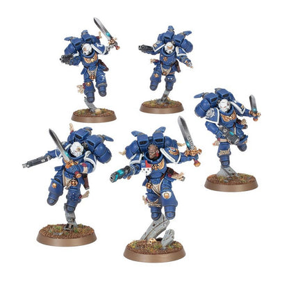 Warhammer 40K: Space Marines - Vanguard Veteran Squad with Jump Packs