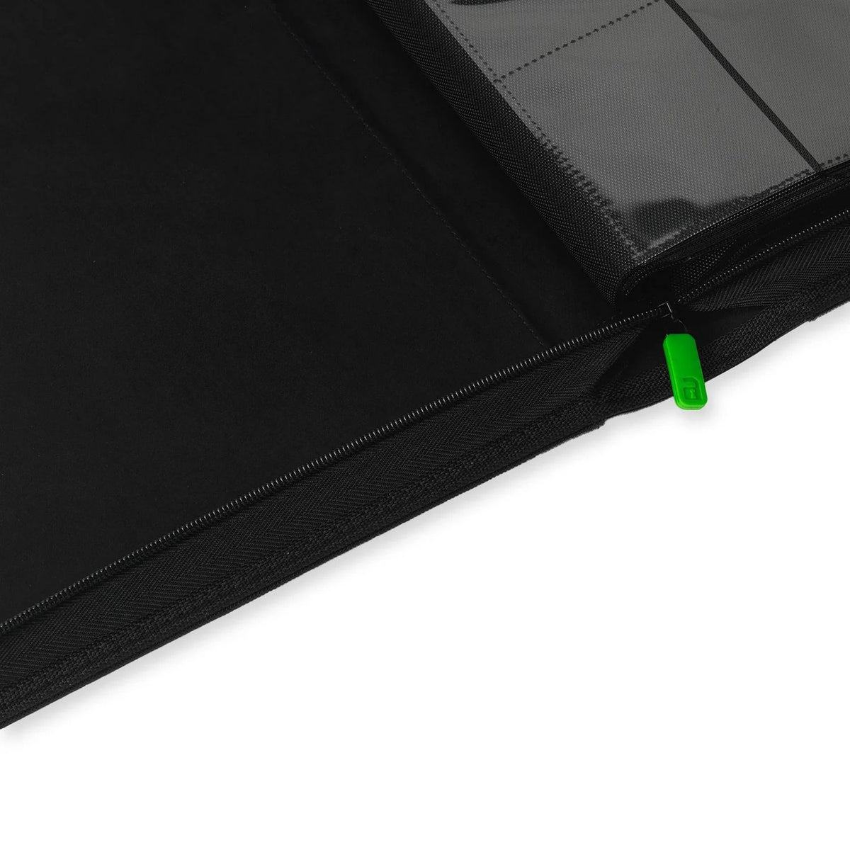 Vault X 16-Pocket Exo-Tec Zip Binder XXL (Signature Black)