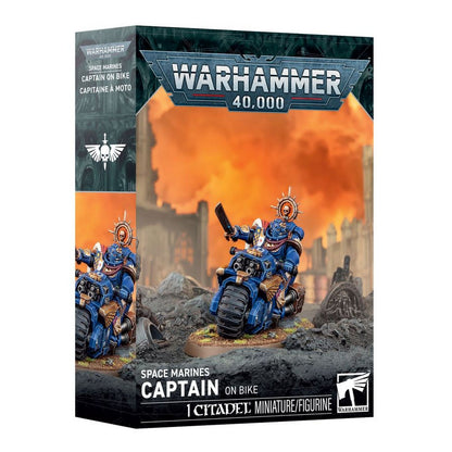 Warhammer 40K: Space Marines - Captain on Bike