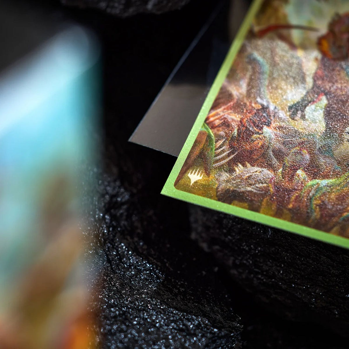 Dragon Shield: Legendary Series - 100ct Matte Dual Art Standard Sleeves (Gishath, Sun's Avatar)