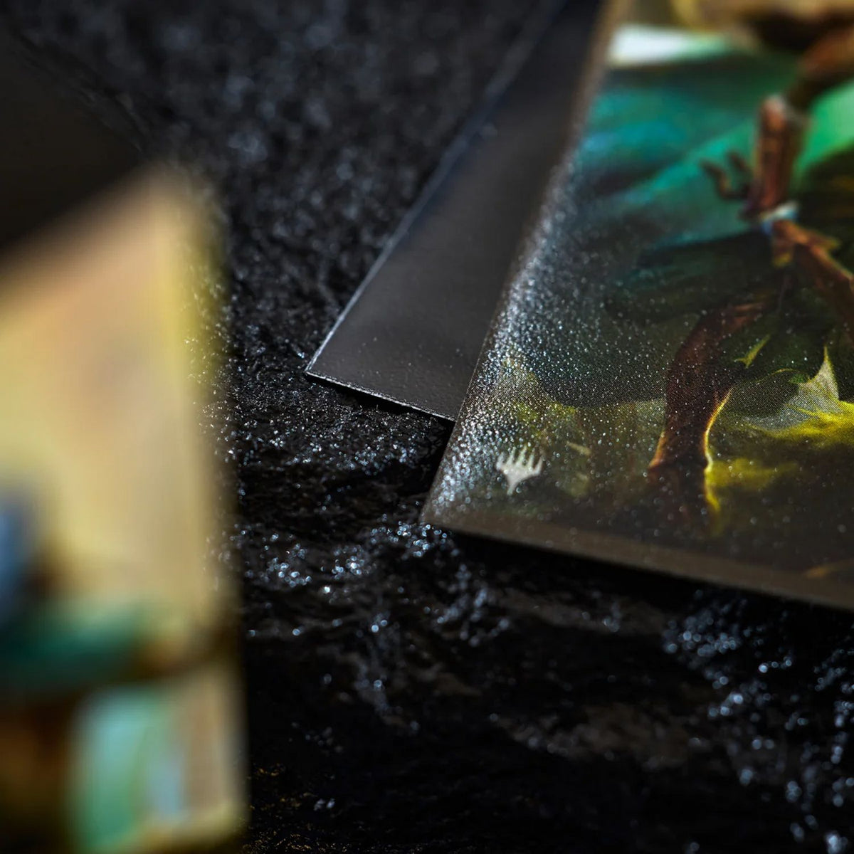 Dragon Shield: Legendary Series - 100ct Matte Dual Art Standard Sleeves (Lathril, Blade of Elves)