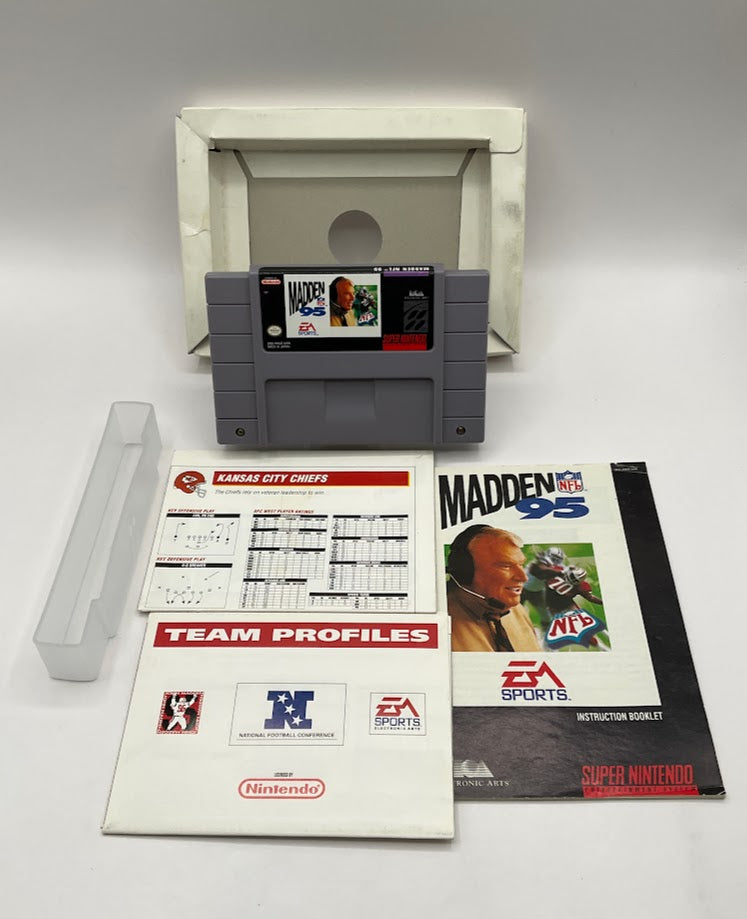 Madden NFL '95 Super Nintendo CIB