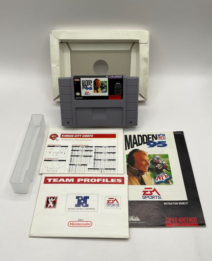 Madden NFL '95 Super Nintendo CIB