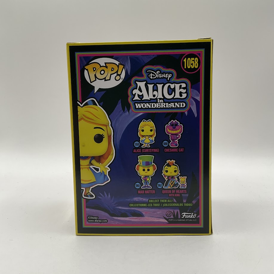 Alice (Curtsying) (Blacklight) Funko Pop! Alice in Wonderland #1058 Exclusive