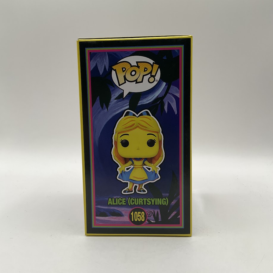 Alice (Curtsying) (Blacklight) Funko Pop! Alice in Wonderland #1058 Exclusive