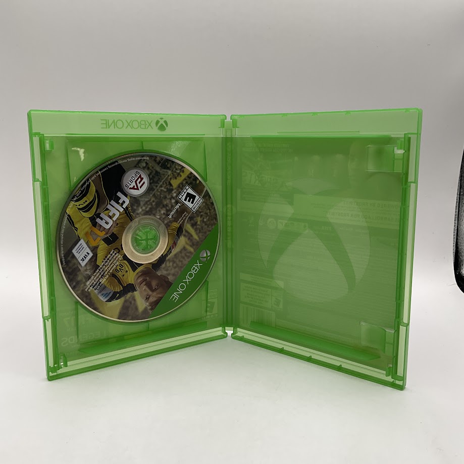 FIFA 17 Xbox One Used