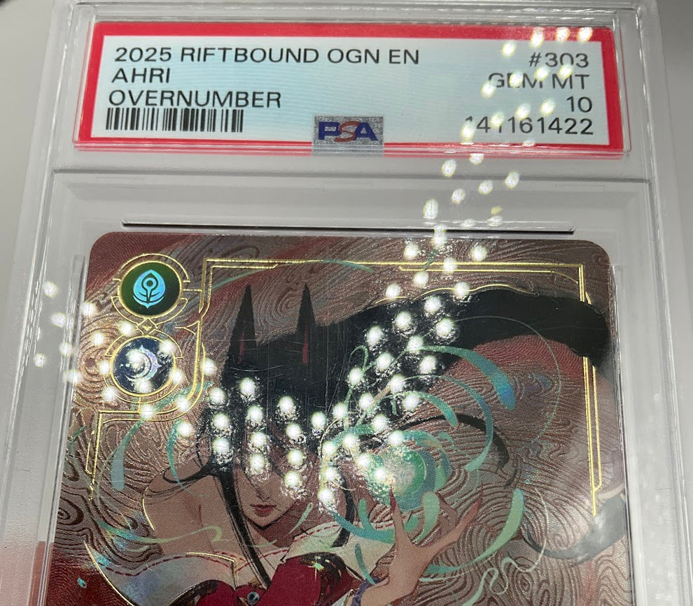 riftbound ahri card Ahri Nine-Tailed Fox Riftbound Overnumber #303 PSA 10