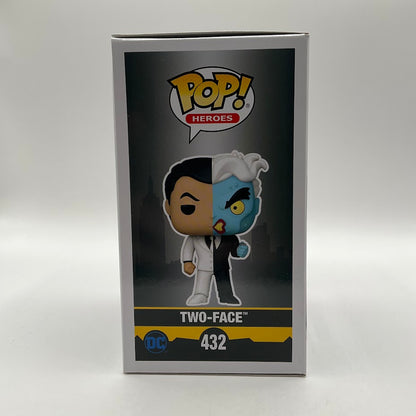 Two-Face Funko Pop! Batman The Animated Series #432 2021 LA Comic Con