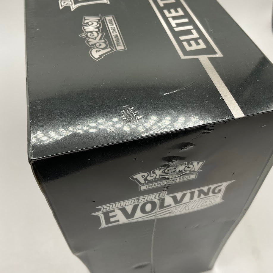 Evolving Skies Pokemon Center Elite Trainer Box Jolteon/Flareon/Umbreon/Leafeon