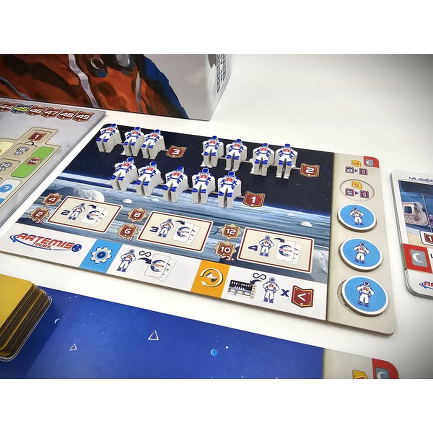 Shackleton Base: A Journey to the Moon、Pandasaurus Games、kayou