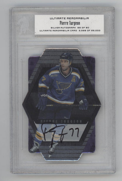 Pierre Turgeon 2000-01 In the Game Be a Player Ultimate Memorabilia Silver Auto