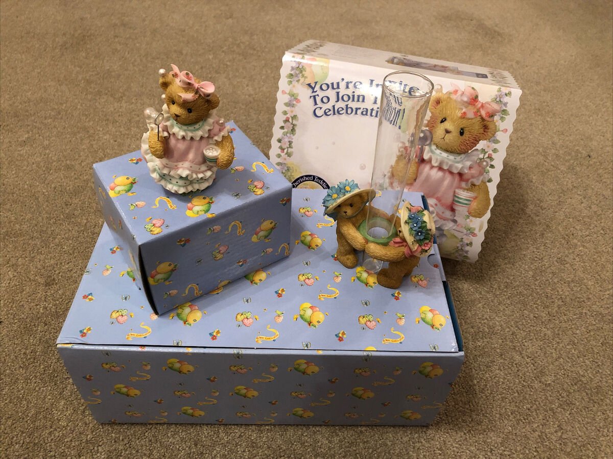 Cherished Teddies: Blaire Beary 2004 Symbol Of Membearship Kit - Collector Store LLC