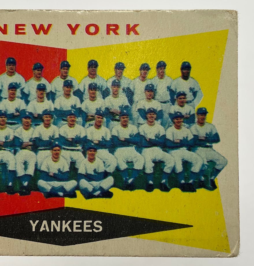 New York Yankees 1960 Topps Team Card #332 VG - Collector Store LLC