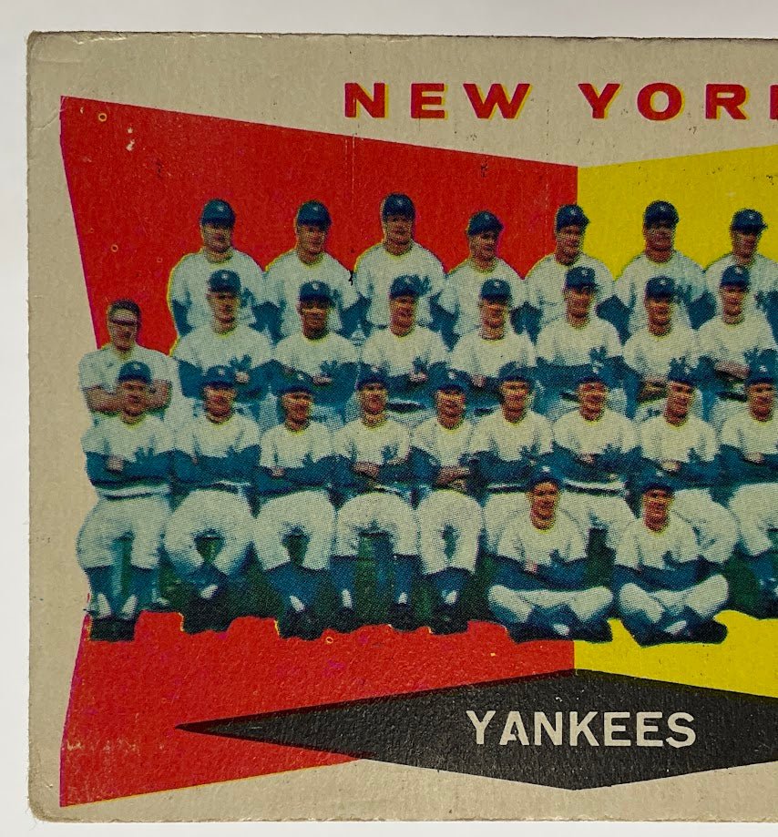 New York Yankees 1960 Topps Team Card #332 VG - Collector Store LLC