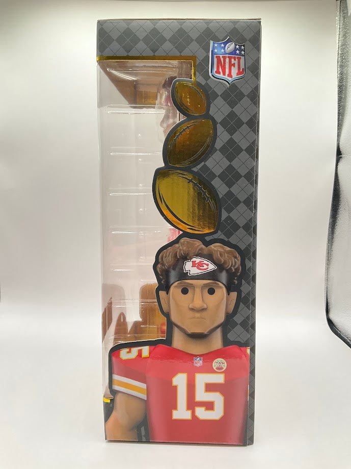 Patrick Mahomes II Funko Gold 12" Vinyl Figure Red Pants Chase Kansas City Chiefs - Collector Store LLC