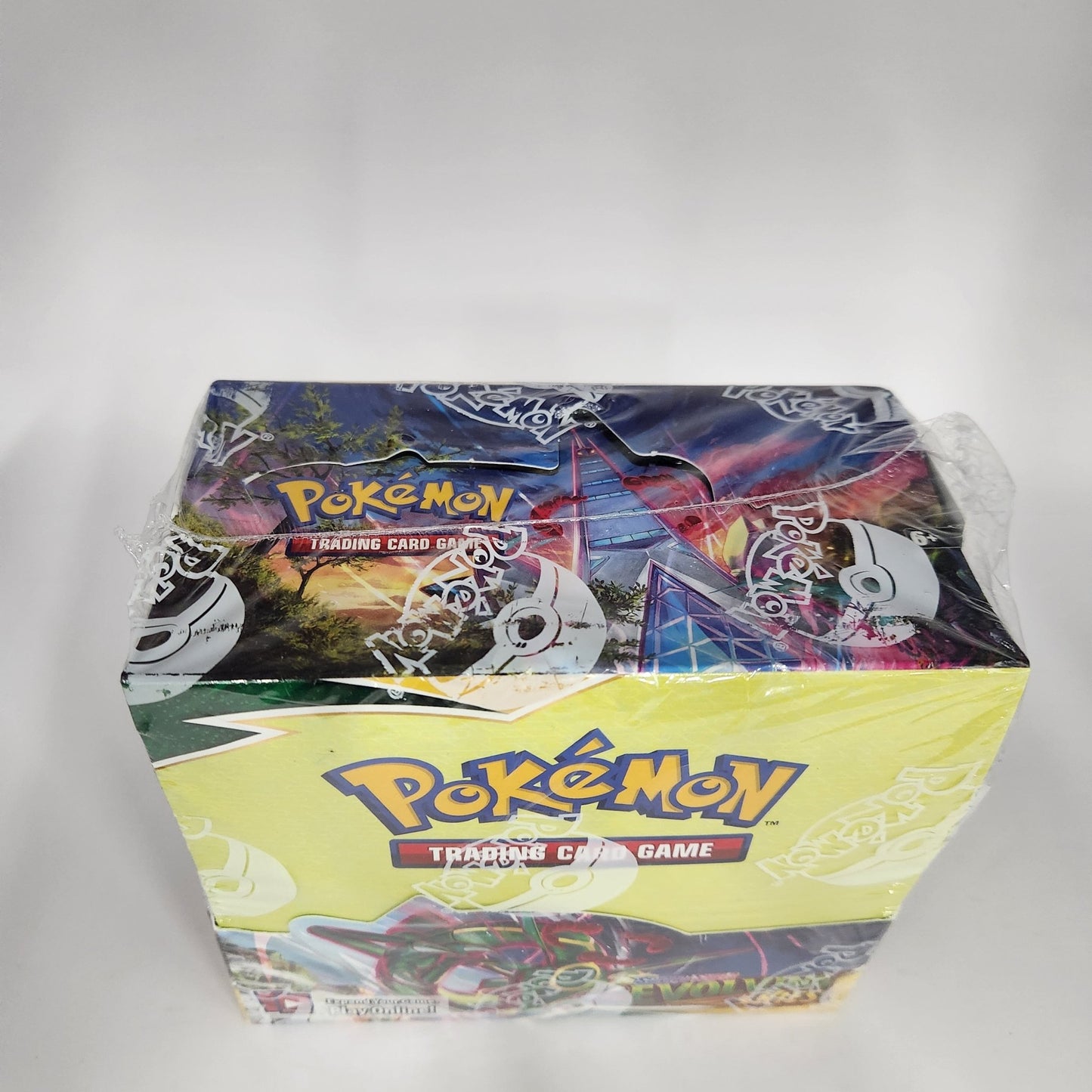 Pokemon: Sword & Shield: Evolving Skies Booster Box (Dinged Box, Top Pushed In See Pictures) - Collector Store LLC