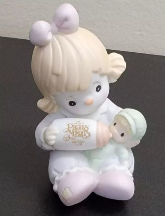 Precious Moments: "Can't Get Enough Of Our Club" 1994 - 95 Symbol Of Membership Figurine - Collector Store LLC